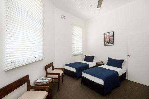 Pier Hotel Coffs Harbour - Tourism TAS 2
