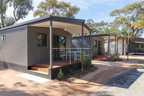 BIG4 Renmark Riverfront Holiday Park - Tourism TAS 1