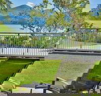 Hibiscus 006 - Tourism TAS