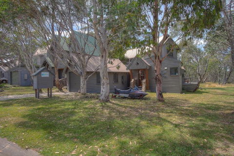 Sharpys Chalet - Hobart Tourism 2