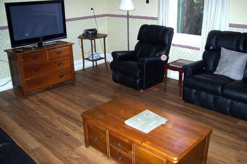 Smith Street Villa Naracoorte - Tourism TAS 7