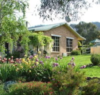 Halls on Falls Homestead - Tourism TAS