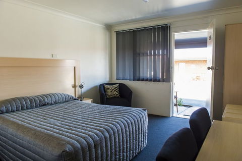 Cherry Blossom Motel - Hobart Tourism 3