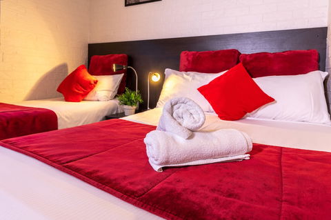 Ascot Budget Inn & Residences - Tourism TAS 6