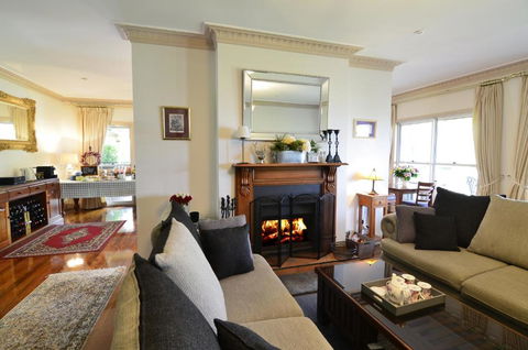 Rosevillehouse Bed & Breakfast - Tourism TAS 3