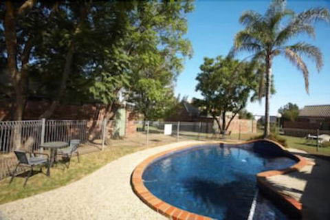Belvoir Village Motel & Apartments Wodonga - Tourism TAS 2