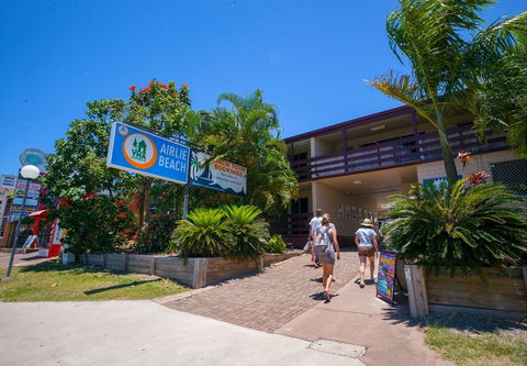 Airlie Beach YHA - Hostel - Tourism TAS 0