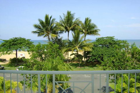 The Beach Place - Tourism TAS 7