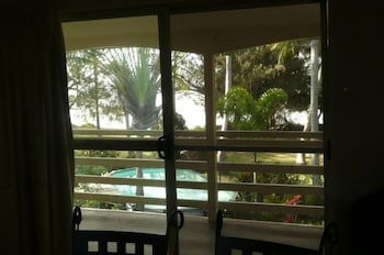 Beachside Holiday Units - Tourism TAS 3