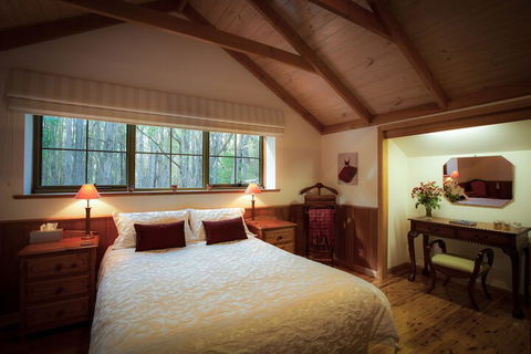 Eagle Hammer Cottages - Tourism TAS 7