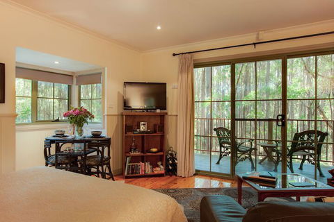 Eagle Hammer Cottages - Tourism TAS 1