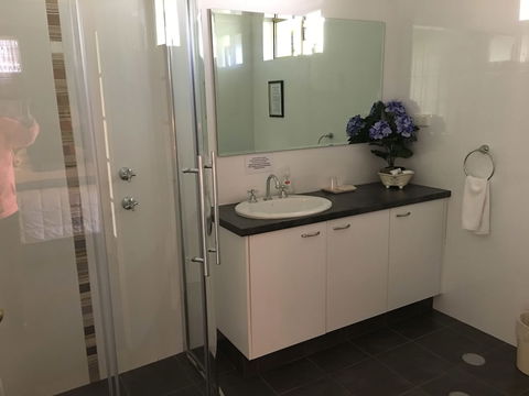 Armadale Cottage Bed & Breakfast - Hobart Tourism 4