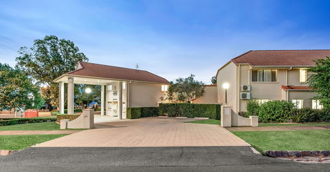 Villa Nova - Hobart Tourism 0