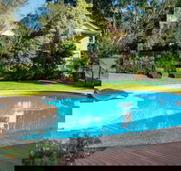 McMillans of Metung Coastal Resort - Hobart Tourism