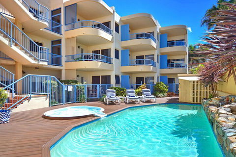 Coolum Baywatch Resort - Hobart Tourism 5
