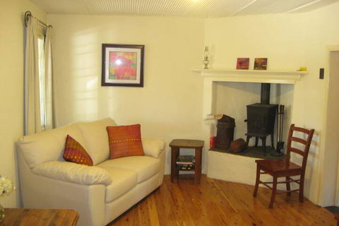Goat Square Cottages - Tourism TAS 2
