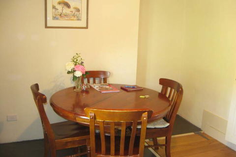 Goat Square Cottages - Tourism TAS 4