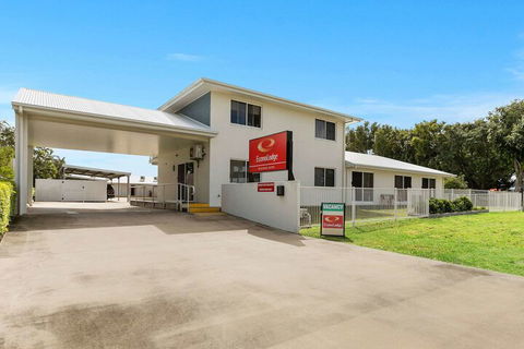 Econo Lodge Beachside - Hobart Tourism 1