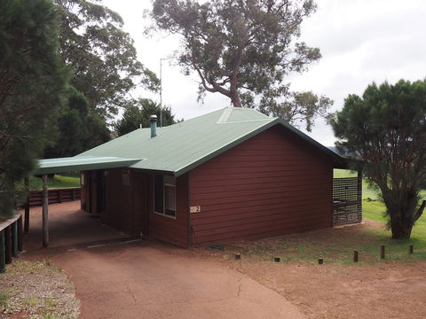 Augusta Sheoak Chalets - Tourism TAS 3