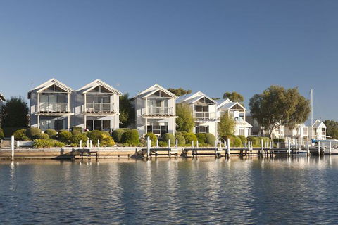 Captains Cove Resort - Hobart Tourism 2