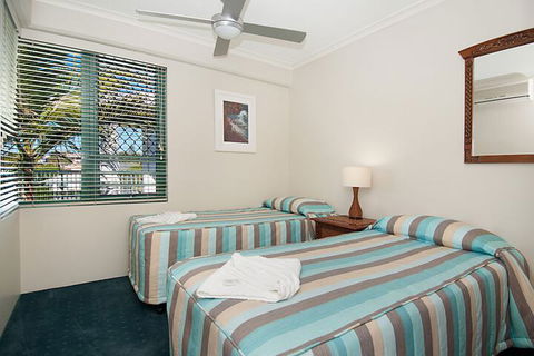 Norfolks On Moffat Beach - Hobart Tourism 2
