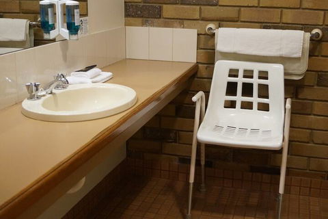 Magdala Motor Lodge & Lakeside Restaurant - Hobart Tourism 6