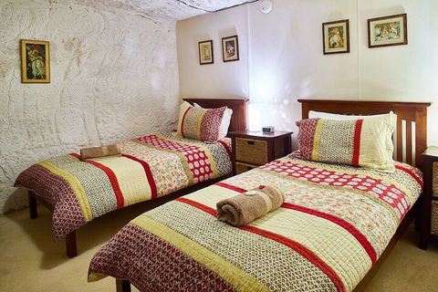 Underground Bed And Breakfast - Tourism TAS 6
