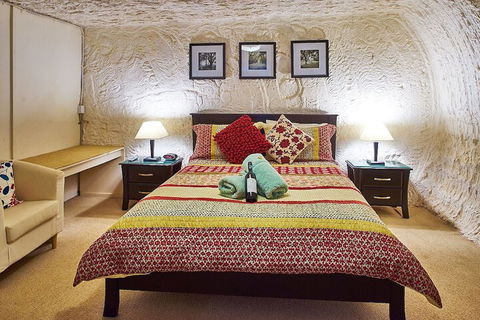 Underground Bed And Breakfast - Tourism TAS 3
