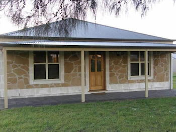 Beachport Retreat Holiday House - Tourism TAS 6