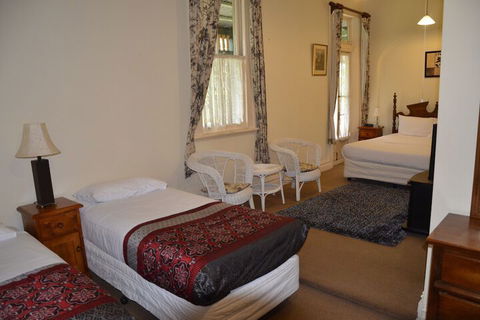 Leura House - Tourism TAS 5