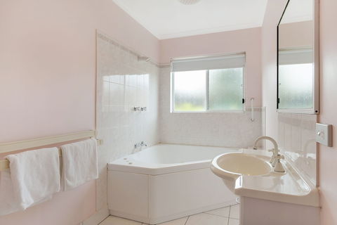Beach Street Apartments - Hobart Tourism 1