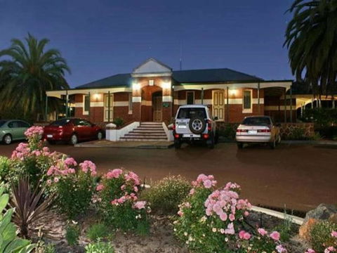 Nelsons Of Bridgetown - Tourism TAS 1