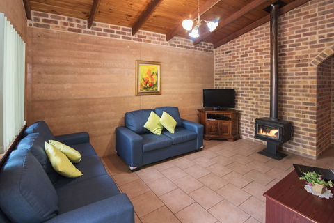 Sandy Bay Holiday Park - Hobart Tourism 5