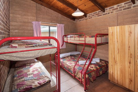 Sandy Bay Holiday Park - Hobart Tourism 3