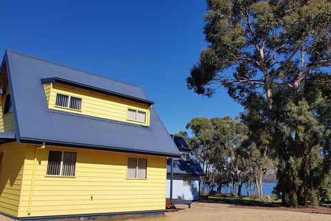 Four Seasons Waterfront Villas - Tourism TAS 3