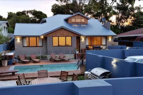 Waikiki Beach Bed & Breakfast - Tourism TAS 0