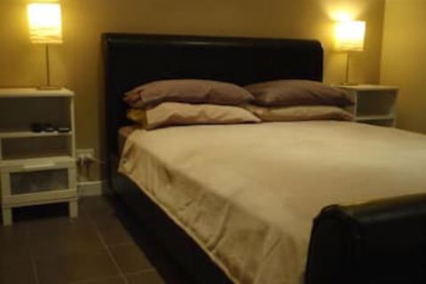 Waikiki Beach Bed & Breakfast - Tourism TAS 6