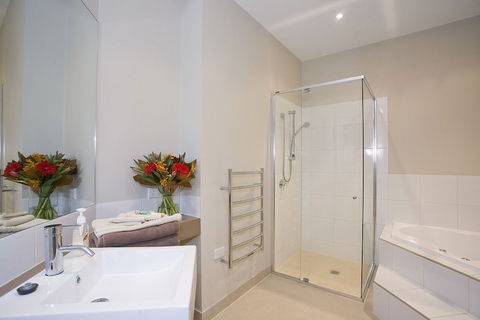 Bell Street Apartments Torquay - Tourism TAS 4