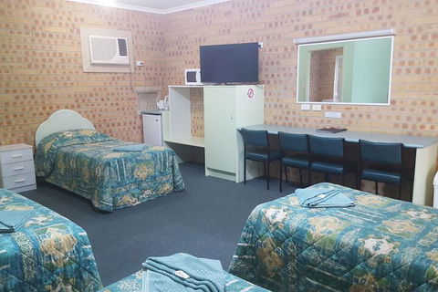 Tiaro Motor Inn - Tourism TAS 2