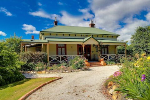 B & B At Winterbrook - Hobart Tourism 0