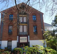 Accommodation in an Historic Warehouse - Tourism TAS