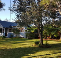 Wyreepi Caribbean Chalet - Hobart Tourism