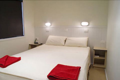 Del Rio Riverside Resort - Hobart Tourism 7