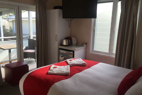 Huskisson Beach B&B - Hobart Tourism 6