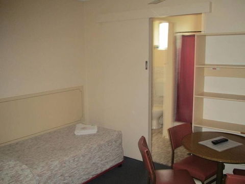 Great Lakes Motor Inn - Tourism TAS 4