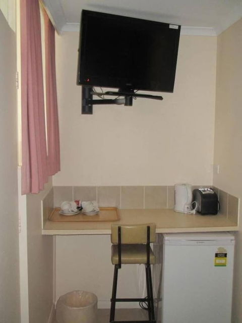 Great Lakes Motor Inn - Tourism TAS 6
