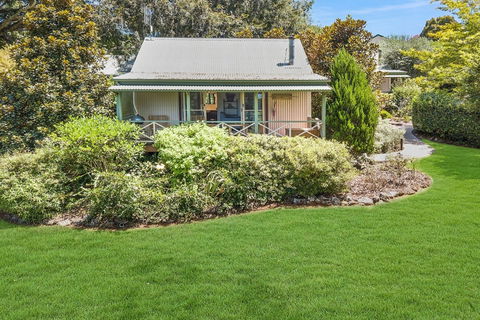 Bendles Cottages And Country Villas - Hobart Tourism 3