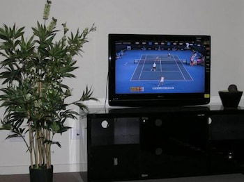 Insaa Serviced Apartments Dandenong - Tourism TAS 6