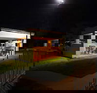 Jacaranda Motel  Holiday Units - Hobart Tourism
