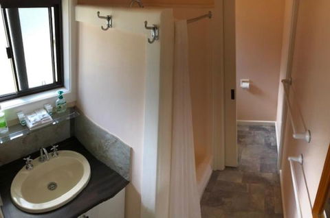 Stawell Holiday Cottages - Tourism TAS 1